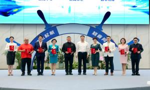 “知音湖北”全媒体推广行动在武汉启动，10位知名主持人获聘“湖北文旅推荐官”